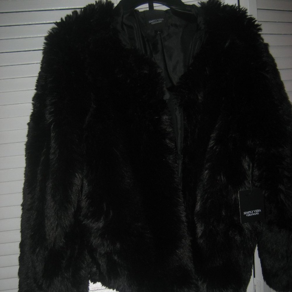 VERA WANG SIMPLY VERA BLACK FAUX FUR FLUFFY JACKET COAT SZ LGE NEW